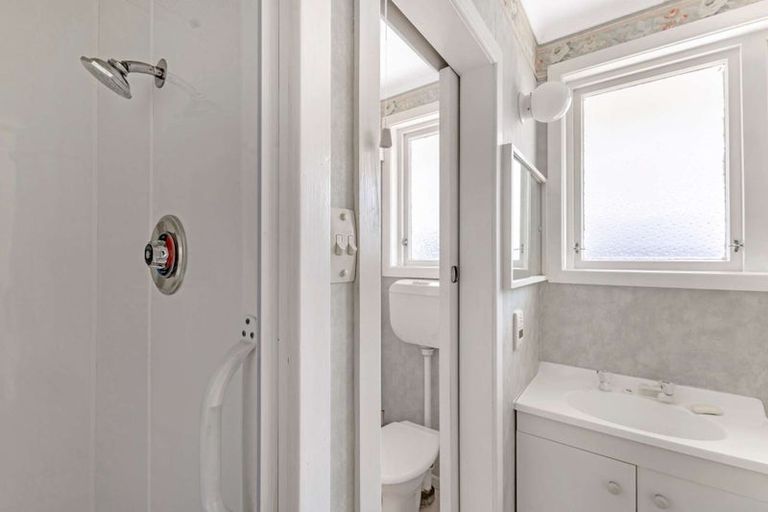 Photo of property in 10 Vogel Street, Fitzroy, New Plymouth, 4312