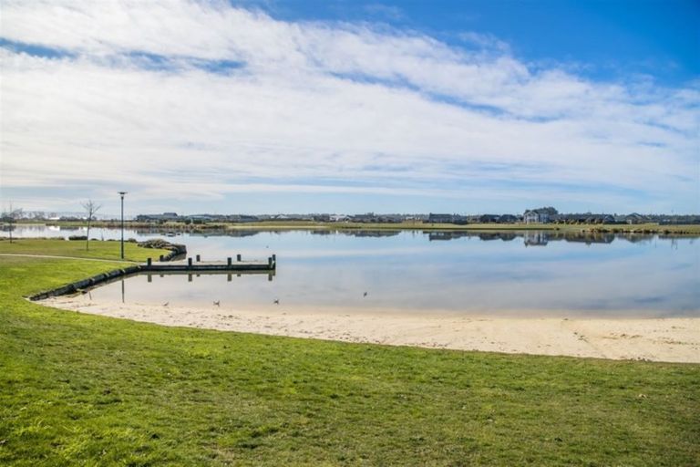 Photo of property in 12 Awatere Street, Pegasus, 7612