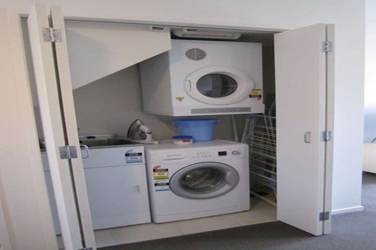 Photo of property in 6/30 Opito Way, East Tamaki, Auckland, 2013