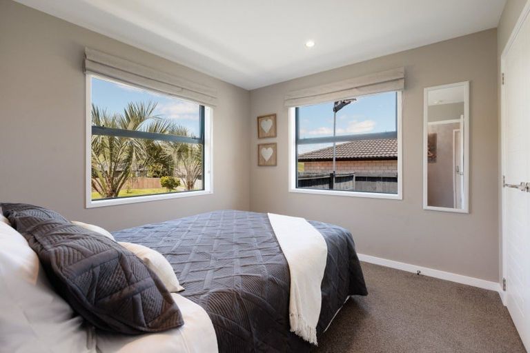 Photo of property in 135 Ballintoy Park Drive, Welcome Bay, Tauranga, 3175