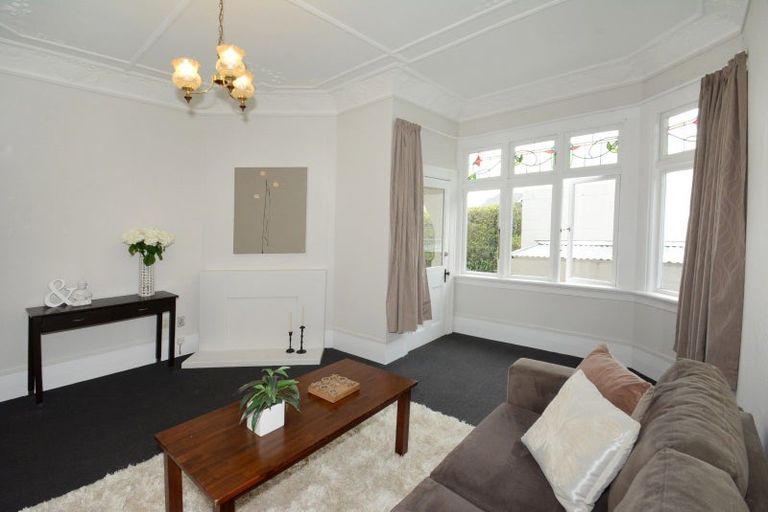 Photo of property in 43 Hargest Crescent, Saint Kilda, Dunedin, 9012