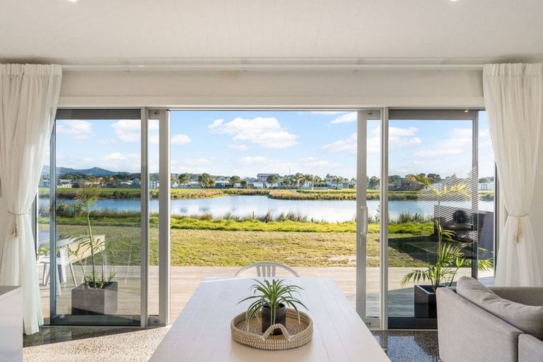 Photo of property in 218 Hamiora Street, Matarangi, 3592