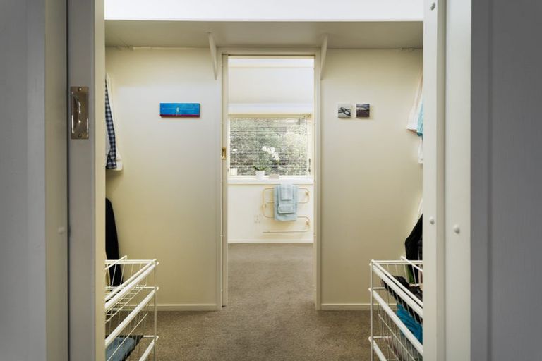 Photo of property in 9 Halswater Drive, Churton Park, Wellington, 6037