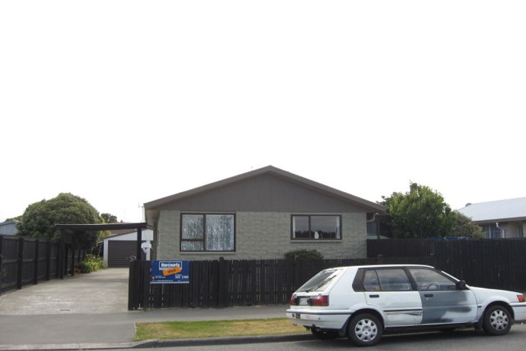 Photo of property in 21 Chadbury Street, Parklands, Christchurch, 8083