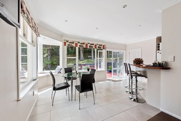 Photo of property in 74b Heretaunga Square, Silverstream, Upper Hutt, 5019