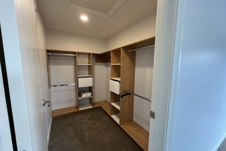 Photo of property in 26 Lagonda Rise, Oteha, Auckland, 0632