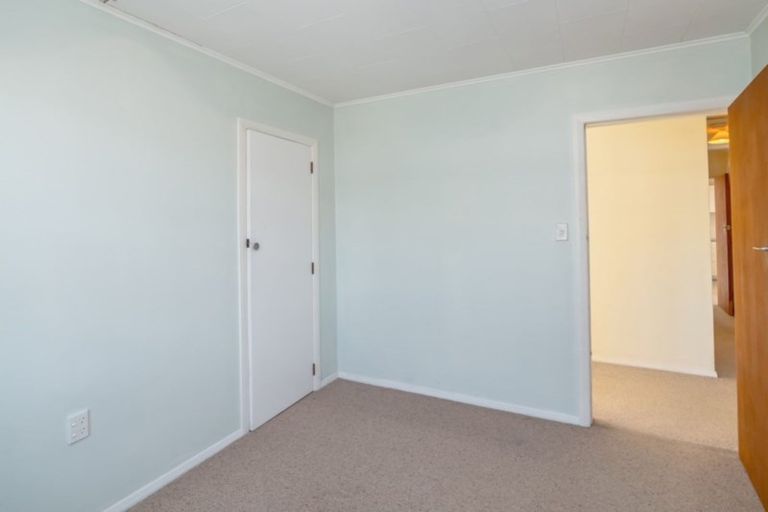 Photo of property in 36 Woodward Street East, Featherston, 5710