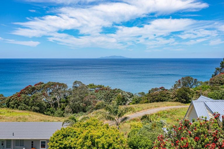 Photo of property in 407 Onemana Drive, Onemana, Whangamata, 3691