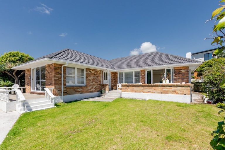 Photo of property in 90 Oceanview Road, Mount Maunganui, 3116