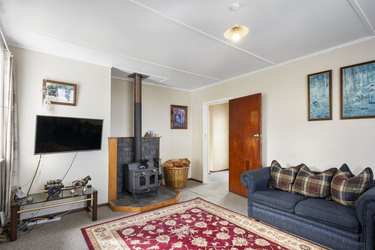 Photo of property in 399 Colyton Road, Colyton, Feilding, 4775