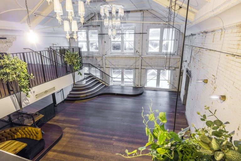 Photo of property in 44a Queen Street, Northcote Point, Auckland, 0627
