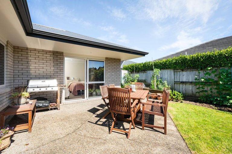 Photo of property in 15 Maniaroa Drive, Katikati, 3129