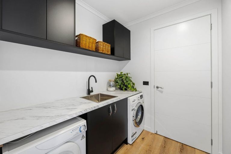 Photo of property in 90d Victoria Avenue, Waiuku, 2123