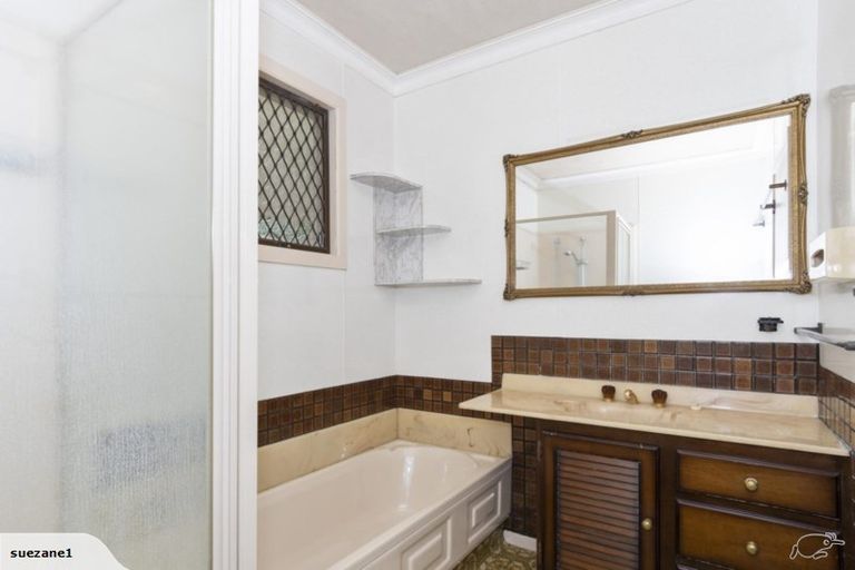 Photo of property in 16 Sylvania Drive, Matua, Tauranga, 3110