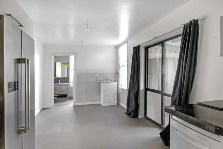 Photo of property in 164 Derby Street, Westport, 7825