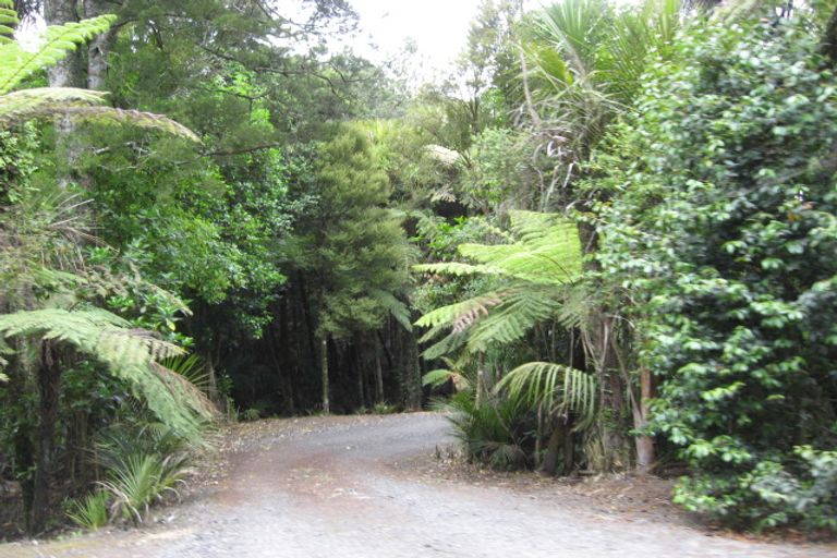 Photo of property in 34 Matatea Road, Waimauku, 0881