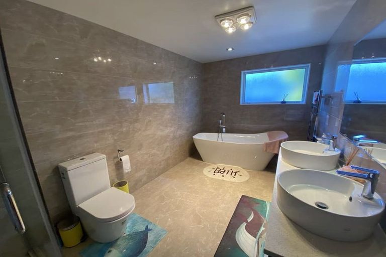 Photo of property in 26 Milano Boulevard, Karaka, Papakura, 2113
