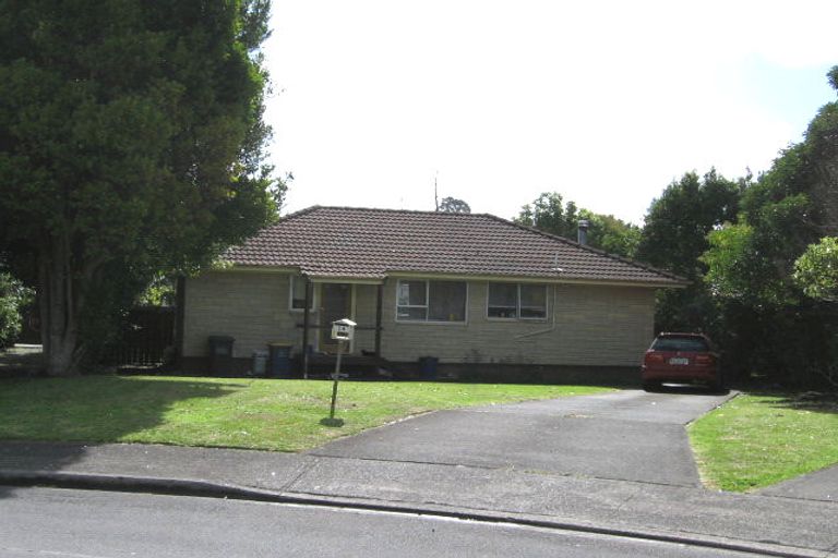 Photo of property in 28 Penfold Place, Henderson, Auckland, 0610