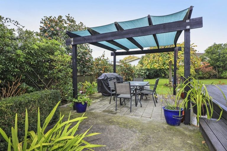 Photo of property in 13 Kirkcaldy Place, Flaxmere, Hastings, 4120