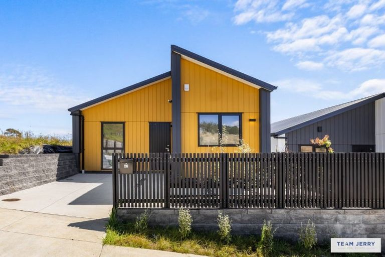 Photo of property in 42 Oopunga Road, Pukekohe, 2120