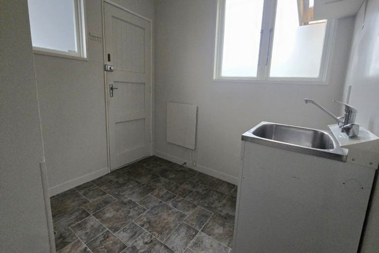 Photo of property in 7 Roberts Street, Whataroa, 7886