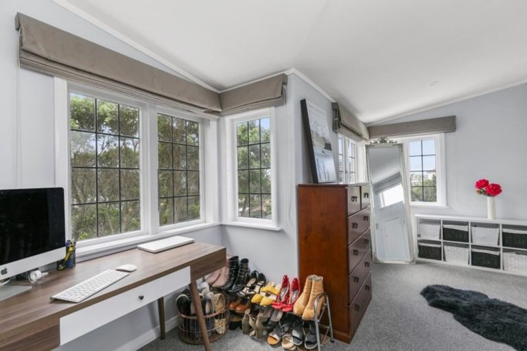 Photo of property in 15 Flers Street, Karori, Wellington, 6012