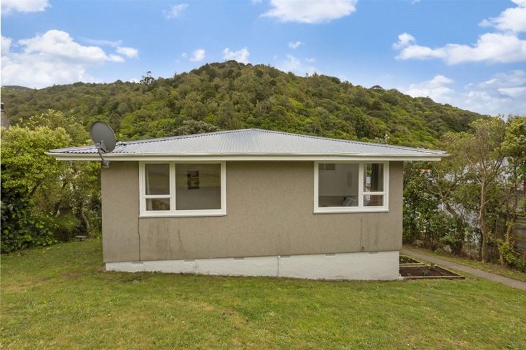 Photo of property in 63 Rangituhi Crescent, Takapuwahia, Porirua, 5022