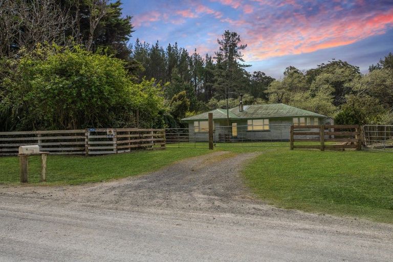 Photo of property in 2926 Tauwhareparae Road, Tauwhareparae, Tolaga Bay, 4077