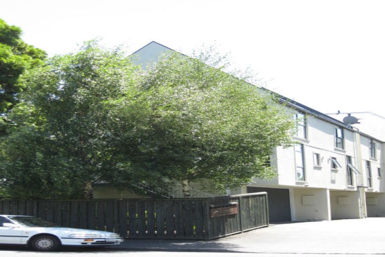 Photo of property in 6/69 Carlton Mill Road, Merivale, Christchurch, 8014