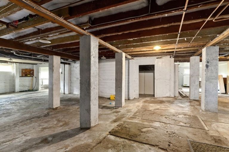 Photo of property in 43 Cambridge Road, Hillcrest, Hamilton, 3216