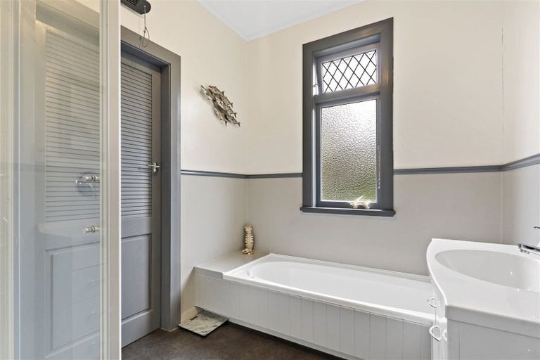 Photo of property in 6 Terrace End, Lansdowne, Masterton, 5810