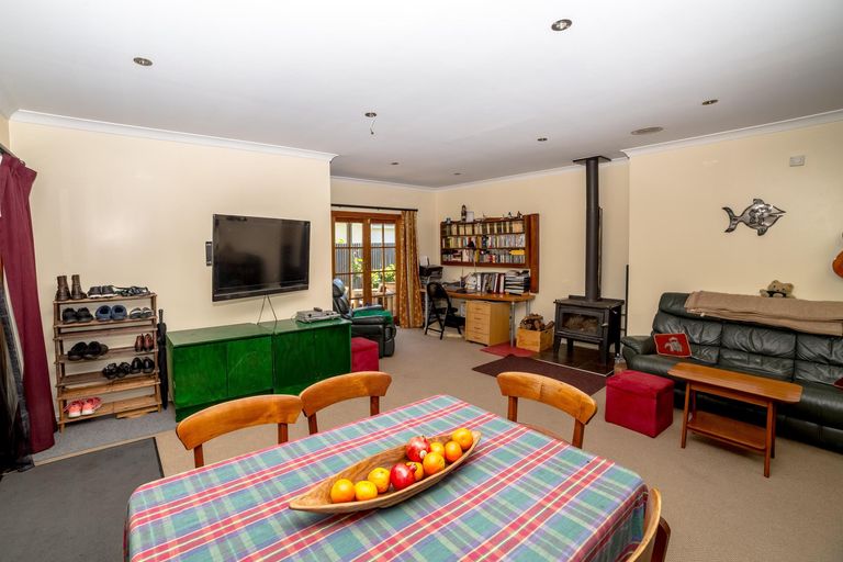 Photo of property in 43 Fleet Street, Solway, Masterton, 5810