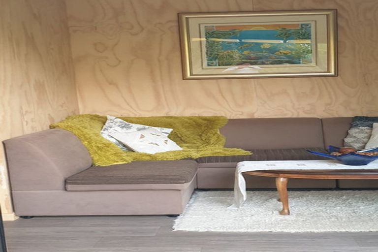 Photo of property in 8 Parawera Drive, Acacia Bay, Taupo, 3330