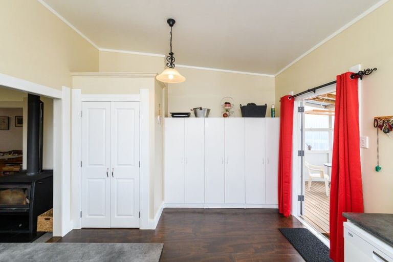 Photo of property in 8 Toia Street, Marton, 4710