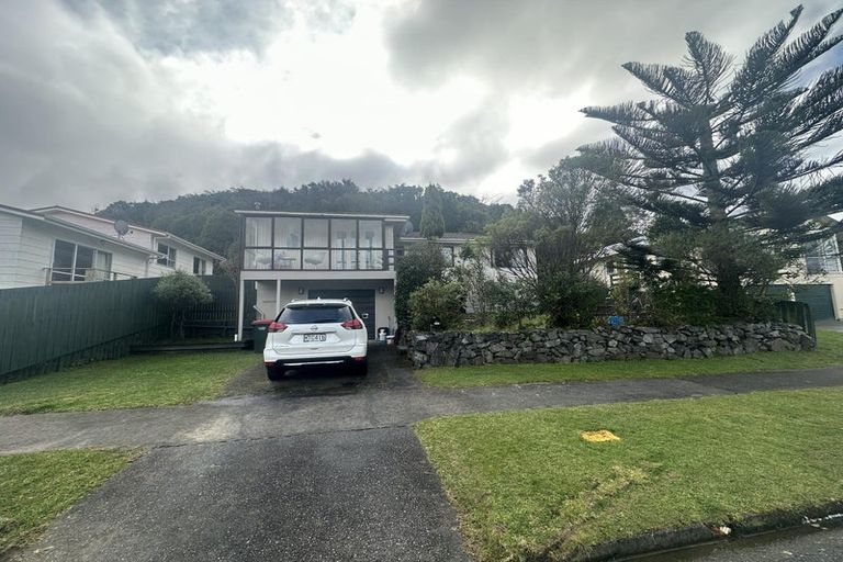Photo of property in 253 Major Drive, Kelson, Lower Hutt, 5010