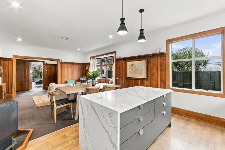 Photo of property in 30 Blighs Road, Strowan, Christchurch, 8052