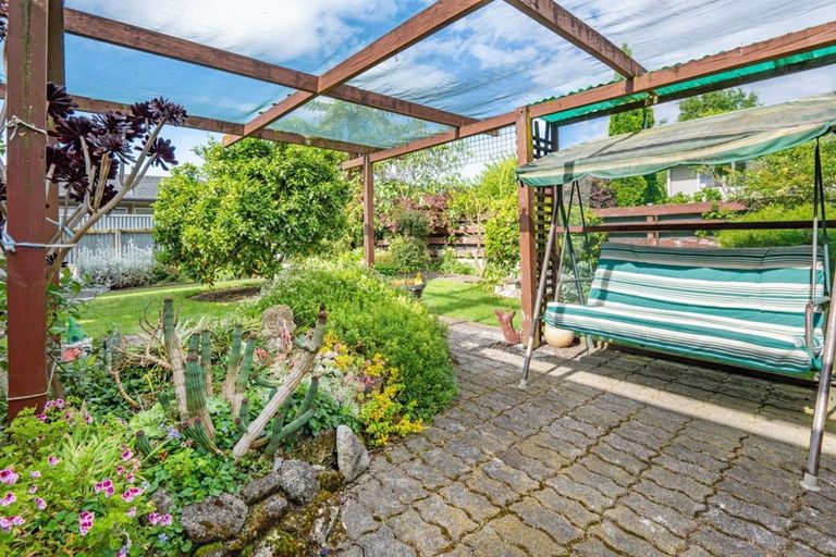 Photo of property in 90 Napier Road, Havelock North, 4130