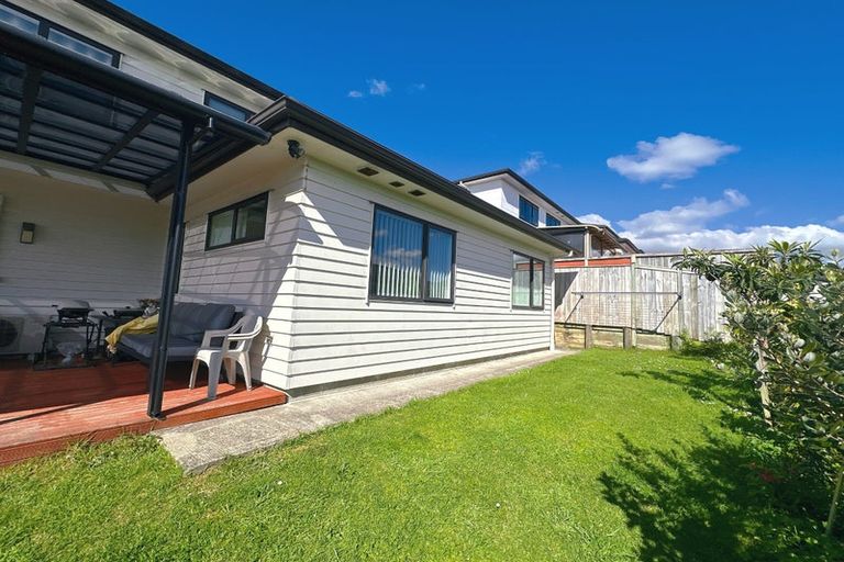 Photo of property in 3 Drover Close, Flat Bush, Auckland, 2019