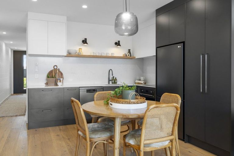 Photo of property in 1/19 Champion Street, Edgeware, Christchurch, 8013