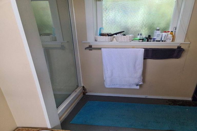 Photo of property in 24 Lincoln Street, Brooklyn, Wellington, 6021