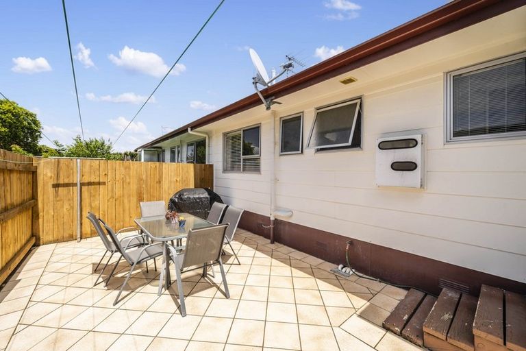 Photo of property in 1/539 Pakuranga Road, Howick, Auckland, 2010