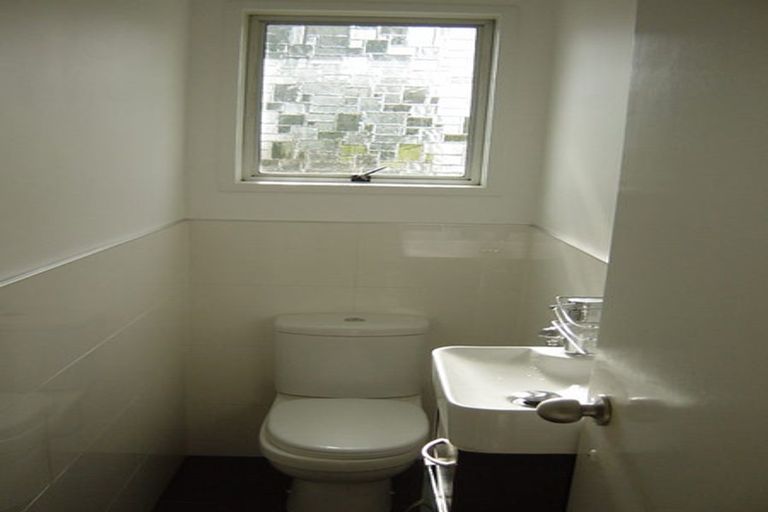 Photo of property in 8 Bain Place, Bucklands Beach, Auckland, 2014