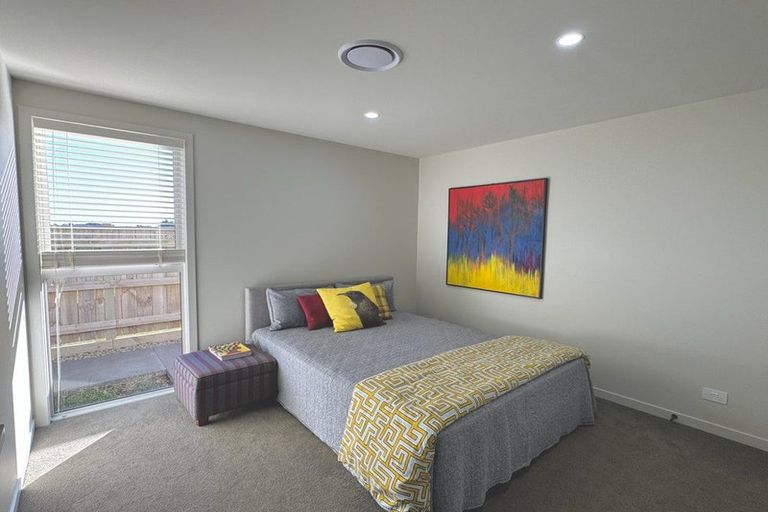 Photo of property in 5 Greenpath Lane, Hurworth, New Plymouth, 4310