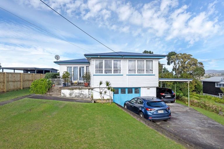 Photo of property in 60 Chorley Avenue, Massey, Auckland, 0614