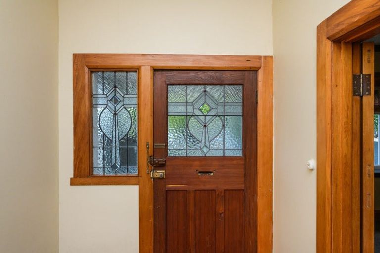 Photo of property in 9 Burns Avenue, Takaro, Palmerston North, 4412