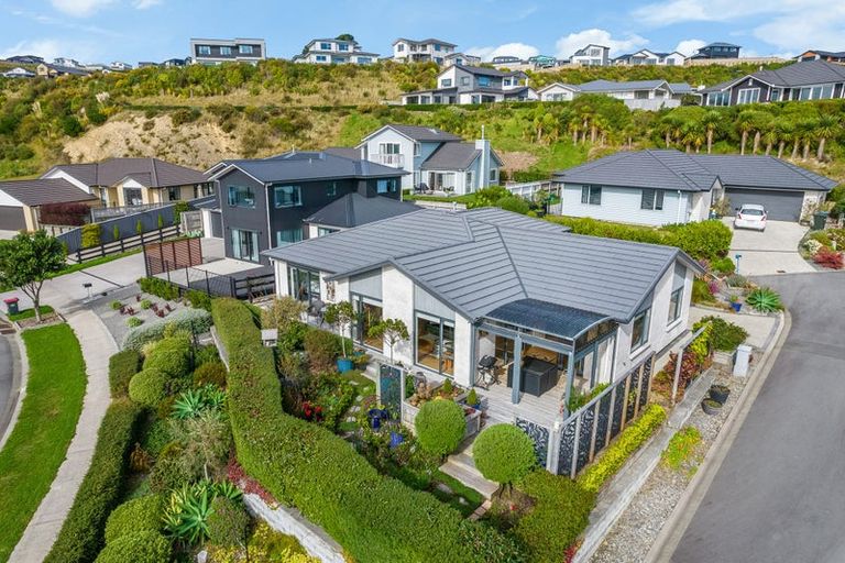Photo of property in 24 Margaret Shields Avenue, Aotea, Porirua, 5024