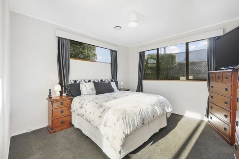 Photo of property in 6 School Lane, Kirwee, Darfield, 7571