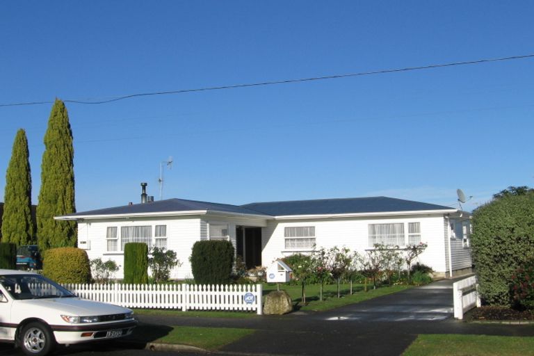 Photo of property in 15 Caxton Street, Onekawa, Napier, 4110