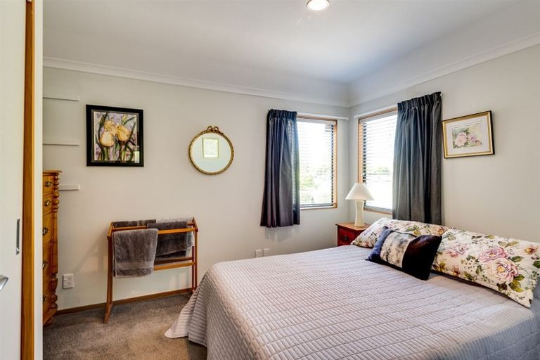 Photo of property in 44 Reynolds Road, Havelock North, 4130