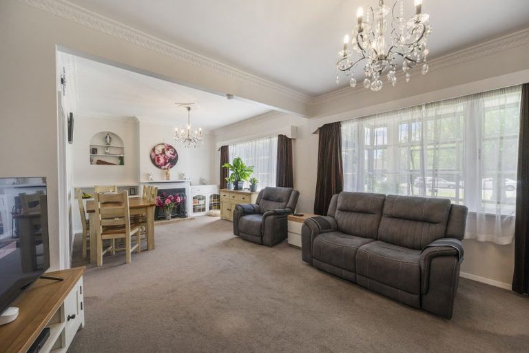 Photo of property in 241 Mayfair Avenue, Mayfair, Hastings, 4122